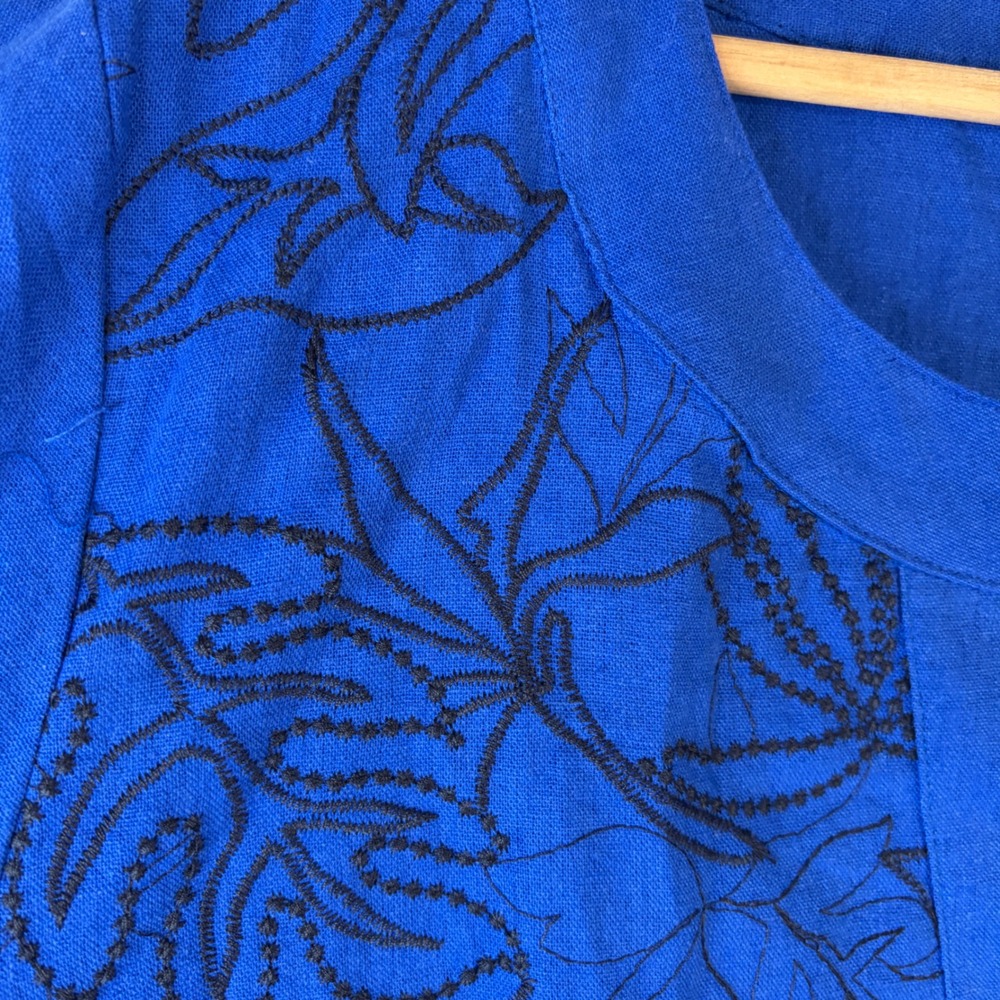 Jessica London Tunic Top Women 26W Royal Blue Embroidered Leaf Linen Blend - Picture 4 of 8